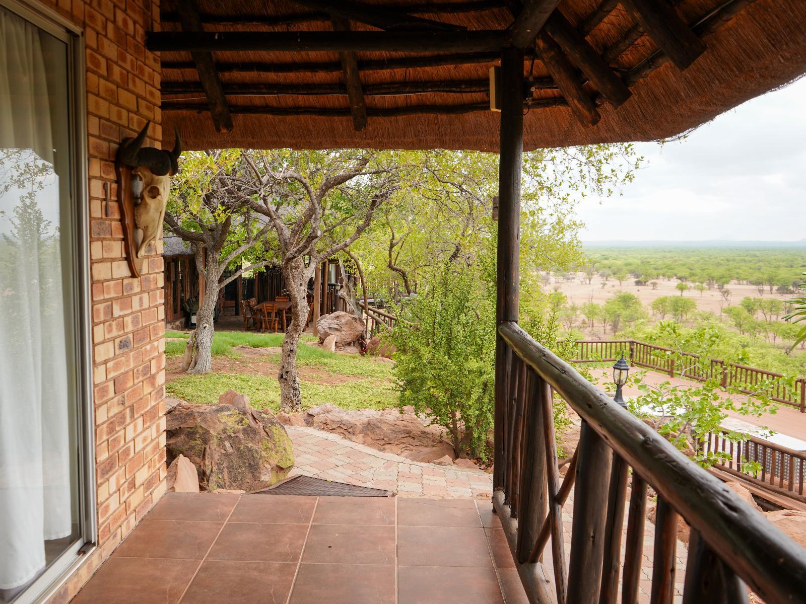 Lucca Lodge family room @ Mapesu Private Game Reserve