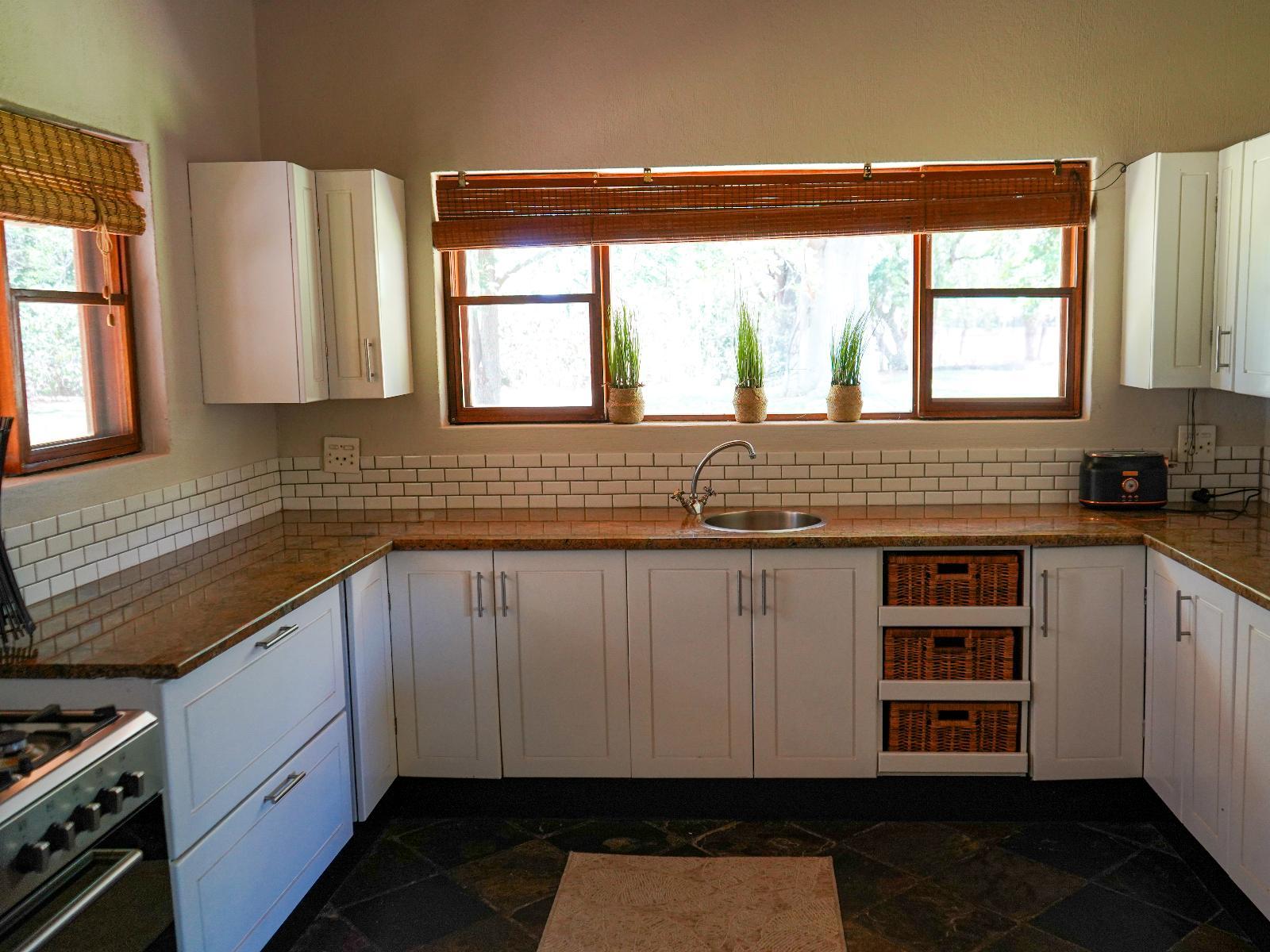 Lucca Lodge lucca house @ Mapesu Private Game Reserve