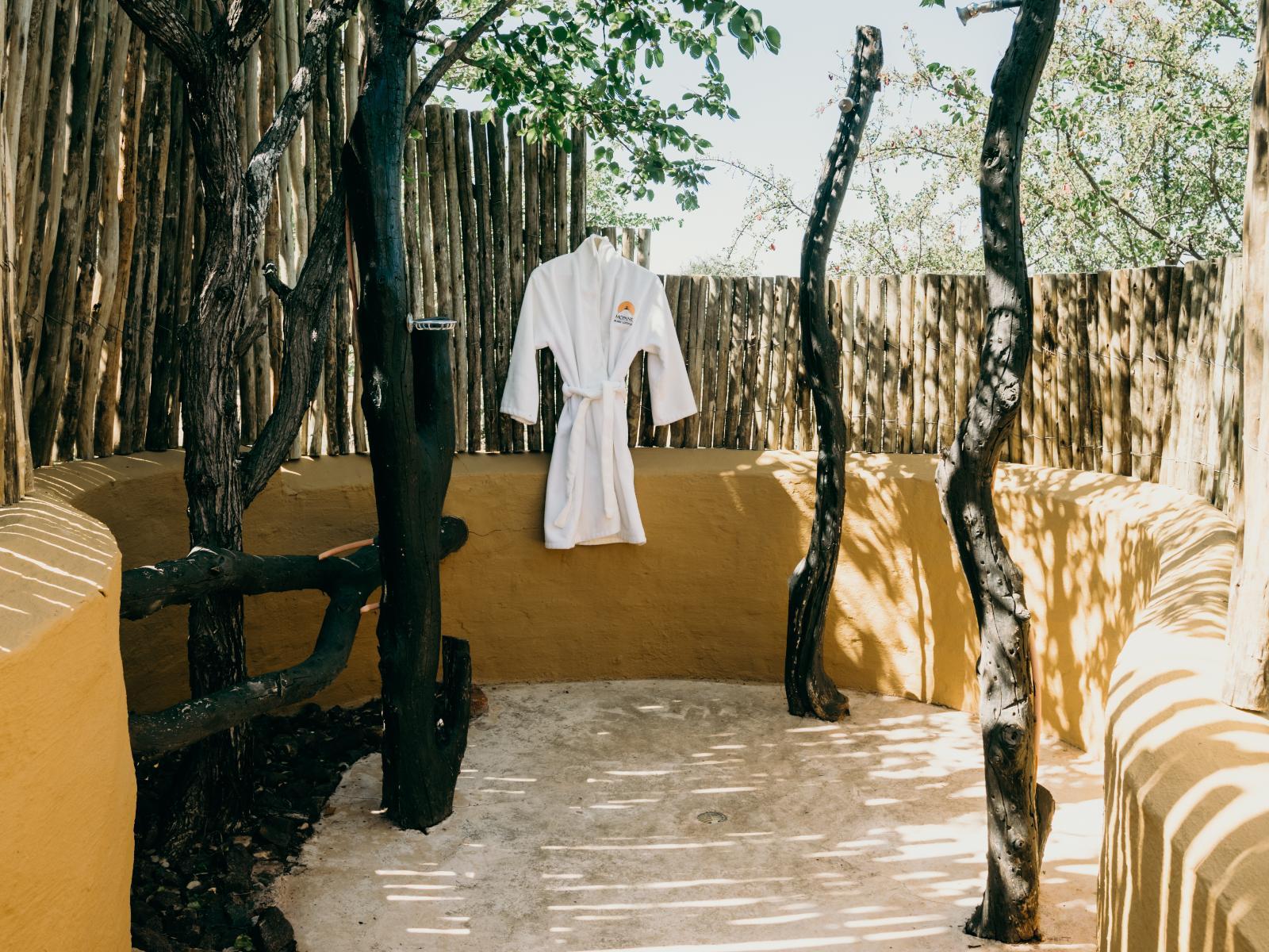 Outside shower @ Mapesu Private Game reserve